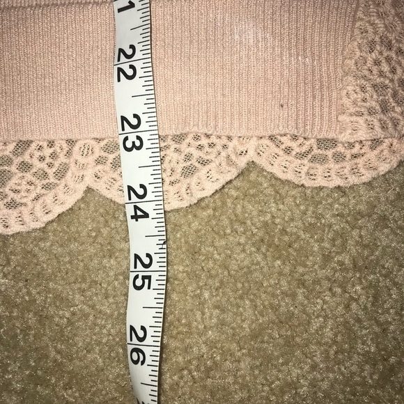 American Eagle Pink Lace Back Oversized Sweater - Size Small Petite - Picture 10 of 10